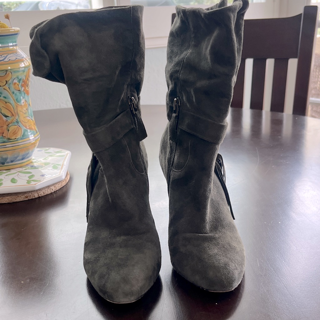 Johnston And Murphy Suede Boots